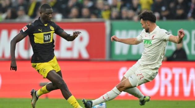 Soi trận Augsburg vs Dortmund: Giải quyết khắc tinh