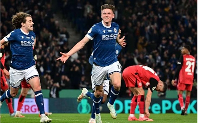 Soi trận Bielefeld vs Stuttgart: Khó lường chuyện cổ tích