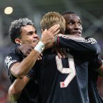 Soi trận Frankfurt vs Bayern: Công cường gặp thủ kém