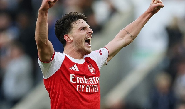 Soi trận Arsenal vs Brighton: Pháo thủ quyết giữ vững ngôi đầu