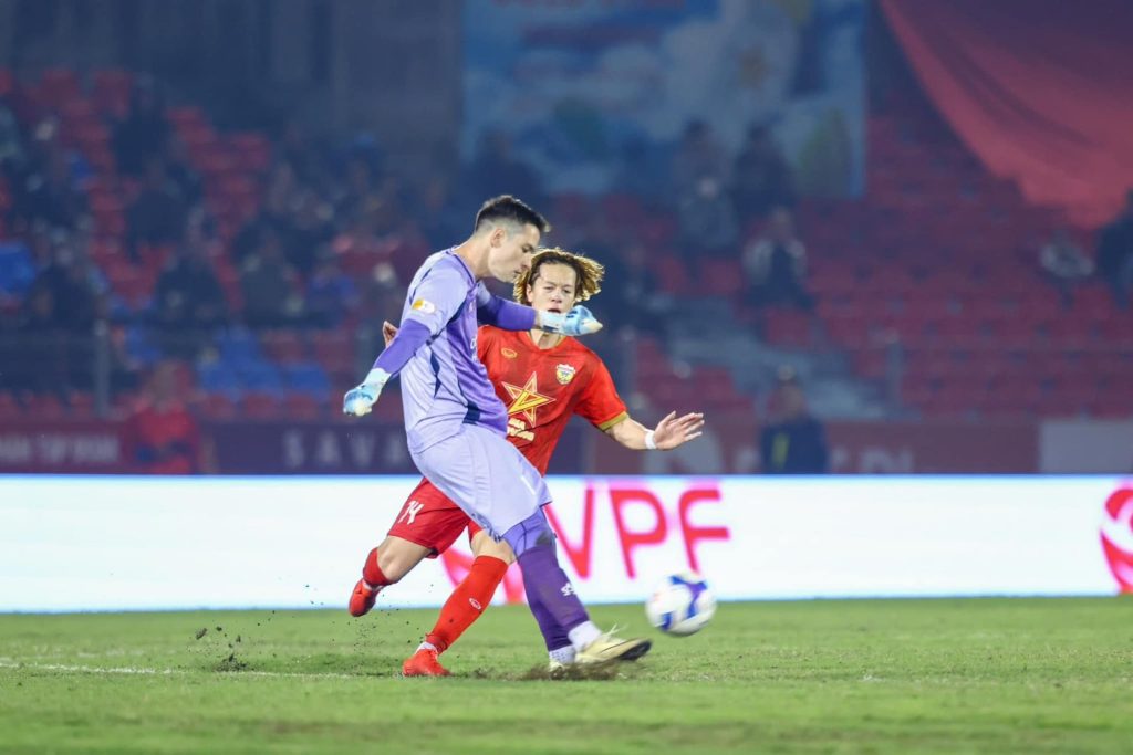 Tin sáng (15/12): Thủ môn Nguyễn Filip rời V.League, gia nhập CLB Nhật Bản?