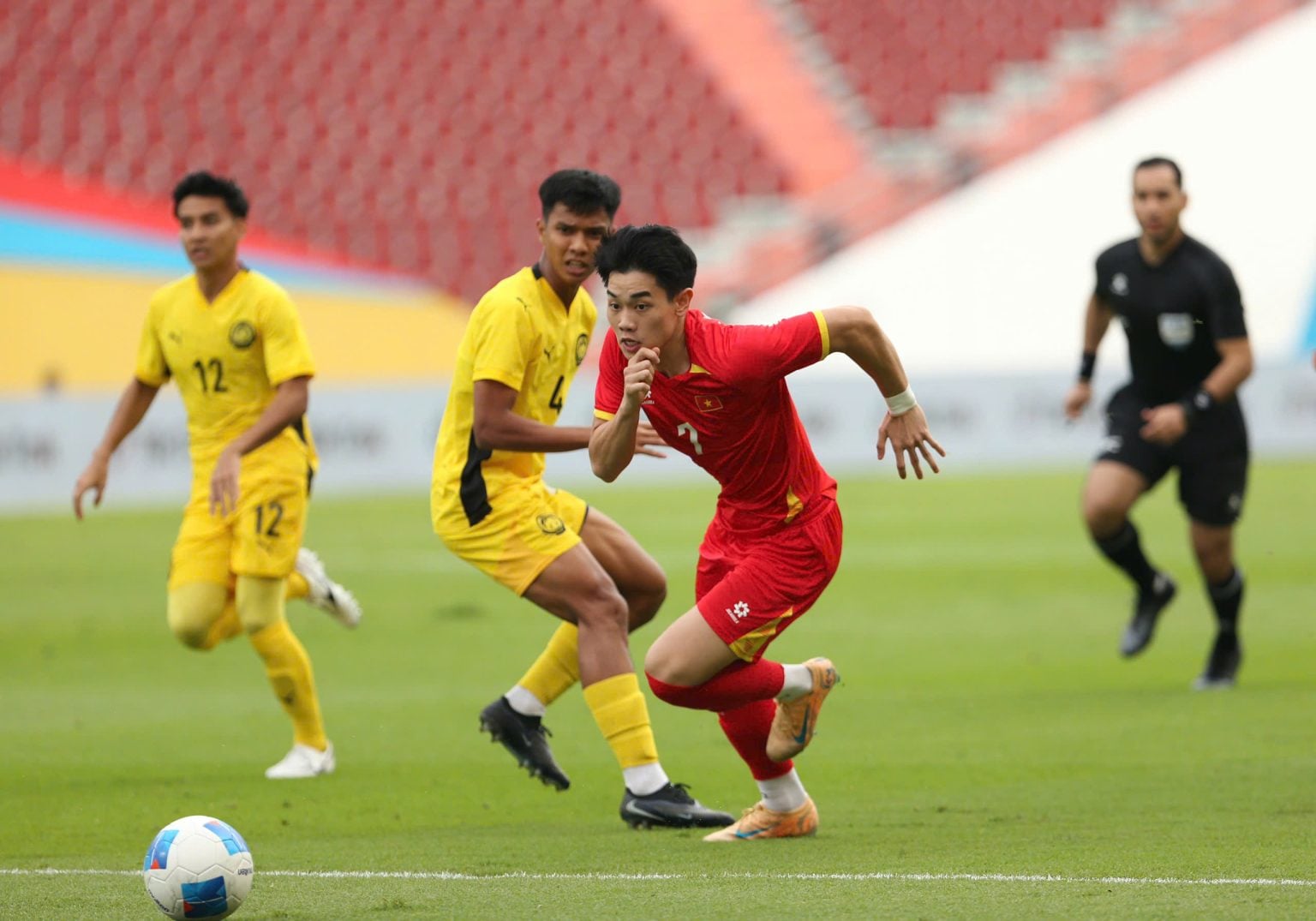 U22 Việt Nam vs U22 Philippines (15h30 ngày 15/12): Thẳng tiến vào chung kết?