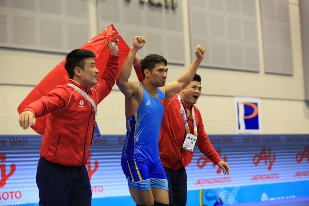 Cấn Tất Dự: Từ sới vật làng Phùng Xá đến tượng đài ở đấu trường SEA Games