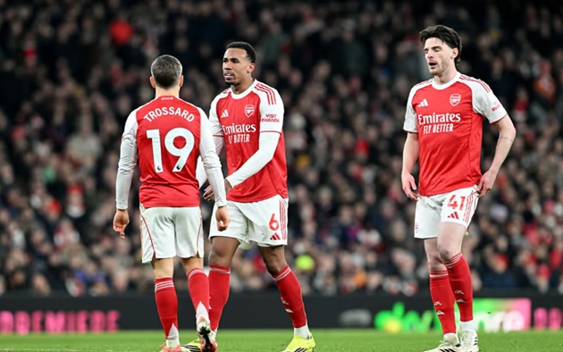 Soi trận Arsenal vs Kairat: Pháo thủ trút cơn giận